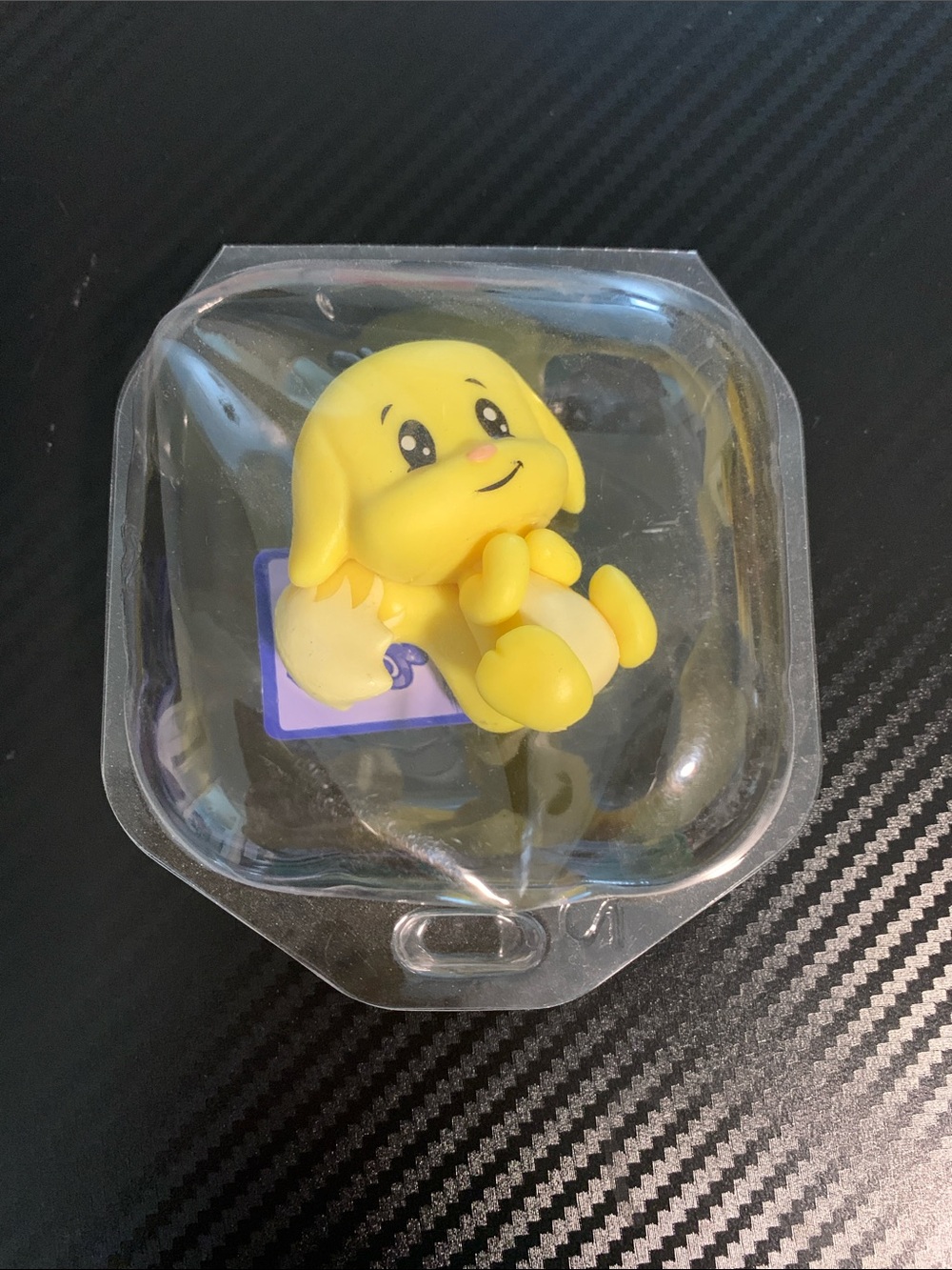 Neopets Kacheek Mystery Figure with code